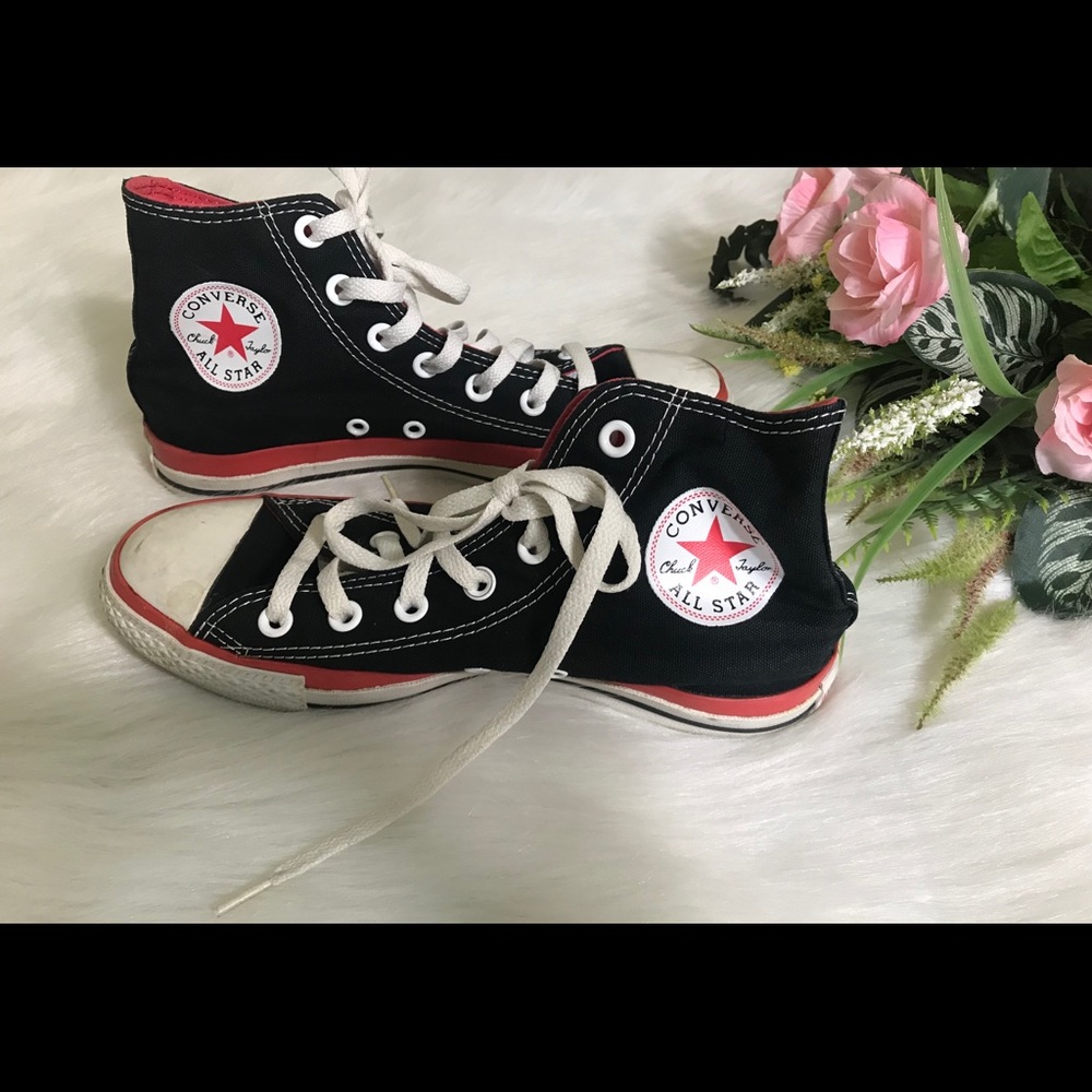Men’s Converse Shoes Size 6 High Top